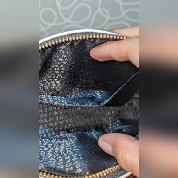 Kate Spade Extra Spicy Millie Crossbody EUC - Picture 6 of 9